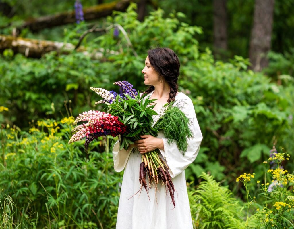 Shatavari capsules and herbs
