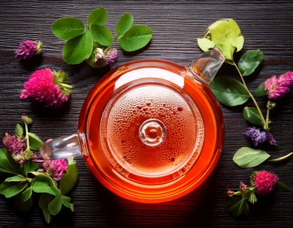 Black Cohosh tea prep with lemon balm and raspberry leaves